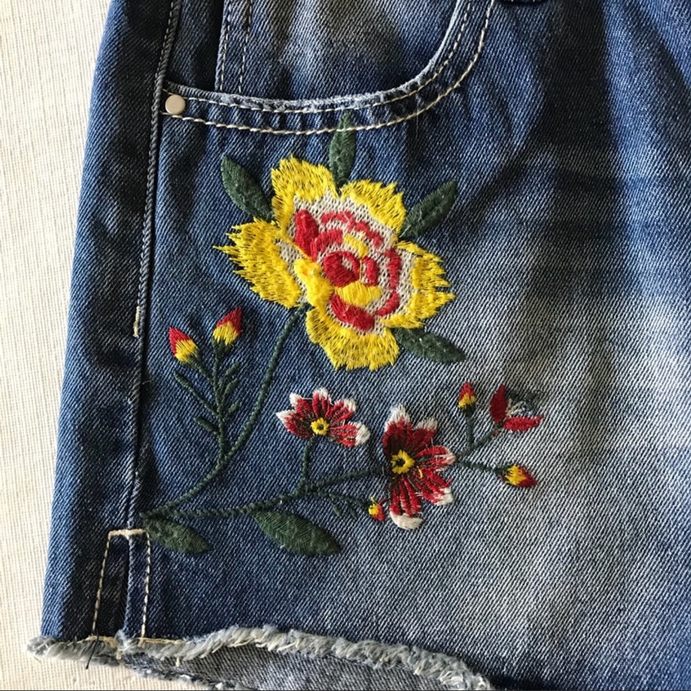 Blu Pepper Embroidered Denim Shorts - Picture 4 of 8